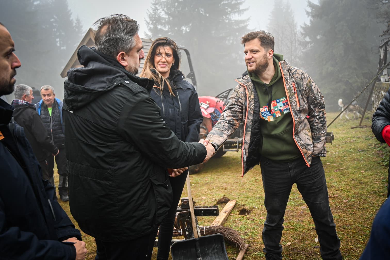 41b408db-18e2-4b93-9235-5ce56aa6b885