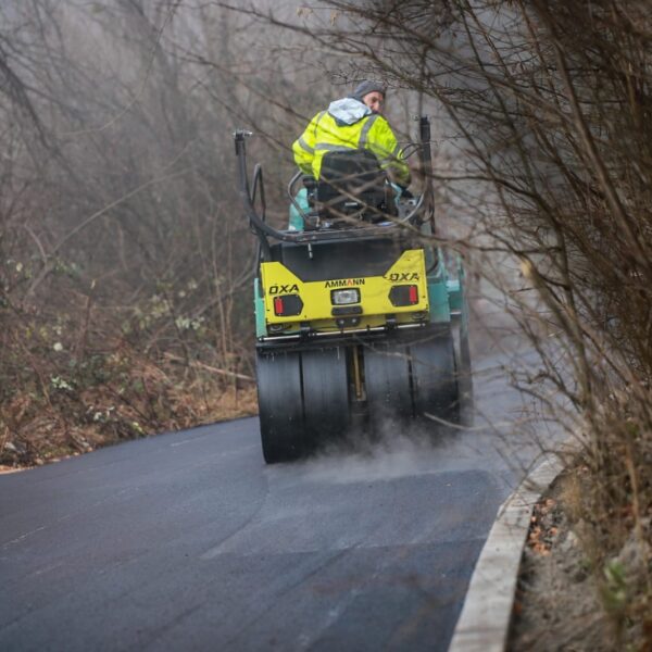 df682eda-5953-4b83-b08e-c8e7668f0596