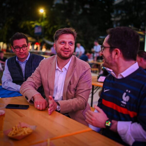 IMG 0658 600x600