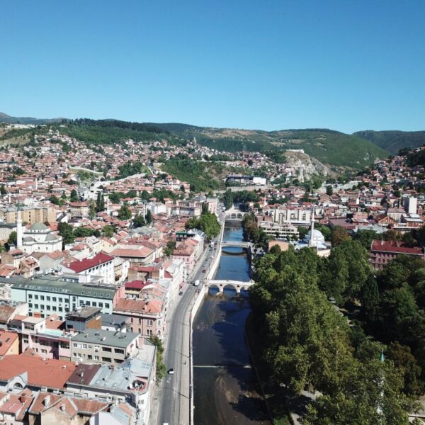 Drvenija pogled prema starom gradu2 6 1 600x600